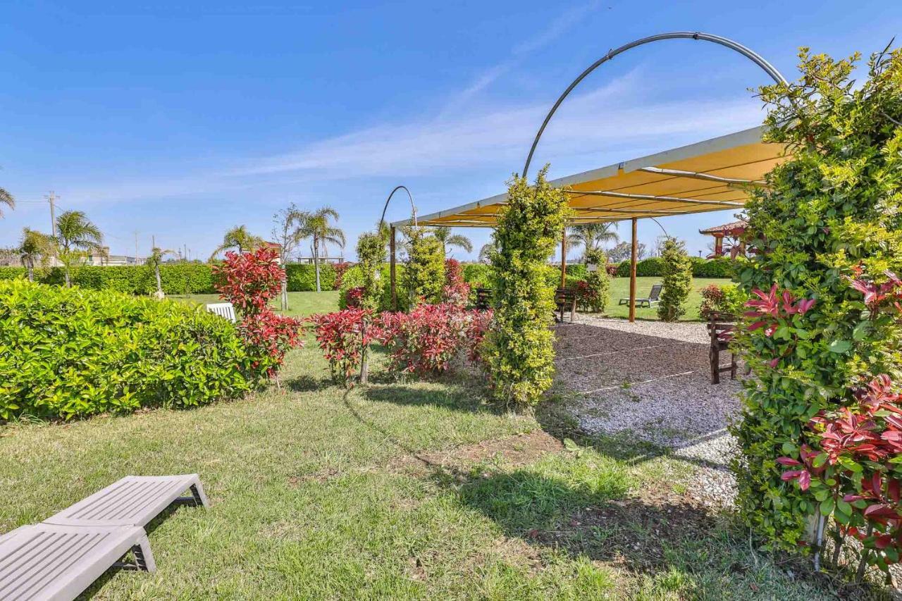 I Giardini Dell'Olimpo Apartment Paestum Ngoại thất bức ảnh